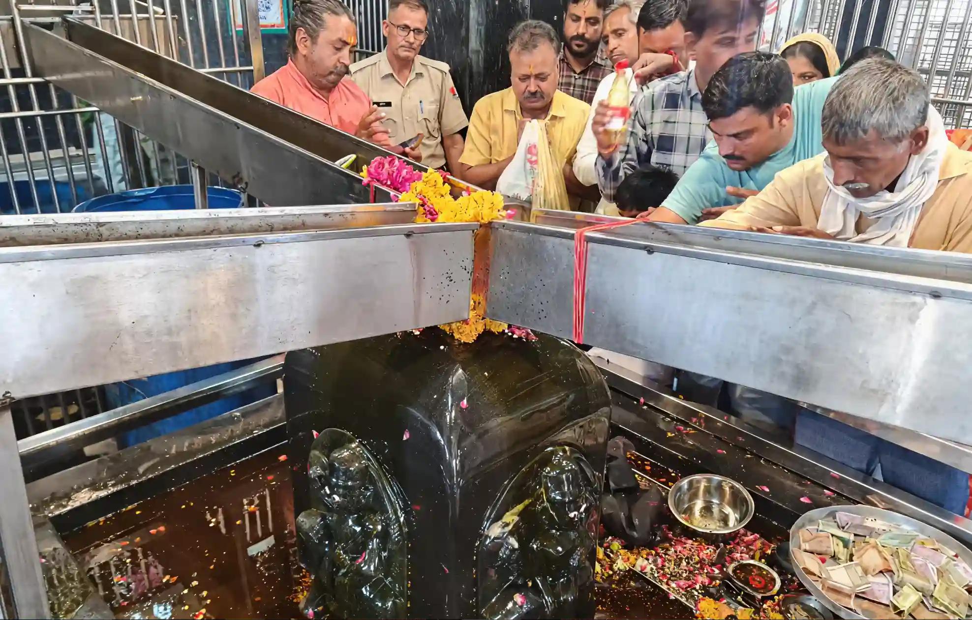 श्री शनि देव मंदिर,मथुरा, उत्तर प्रदेश